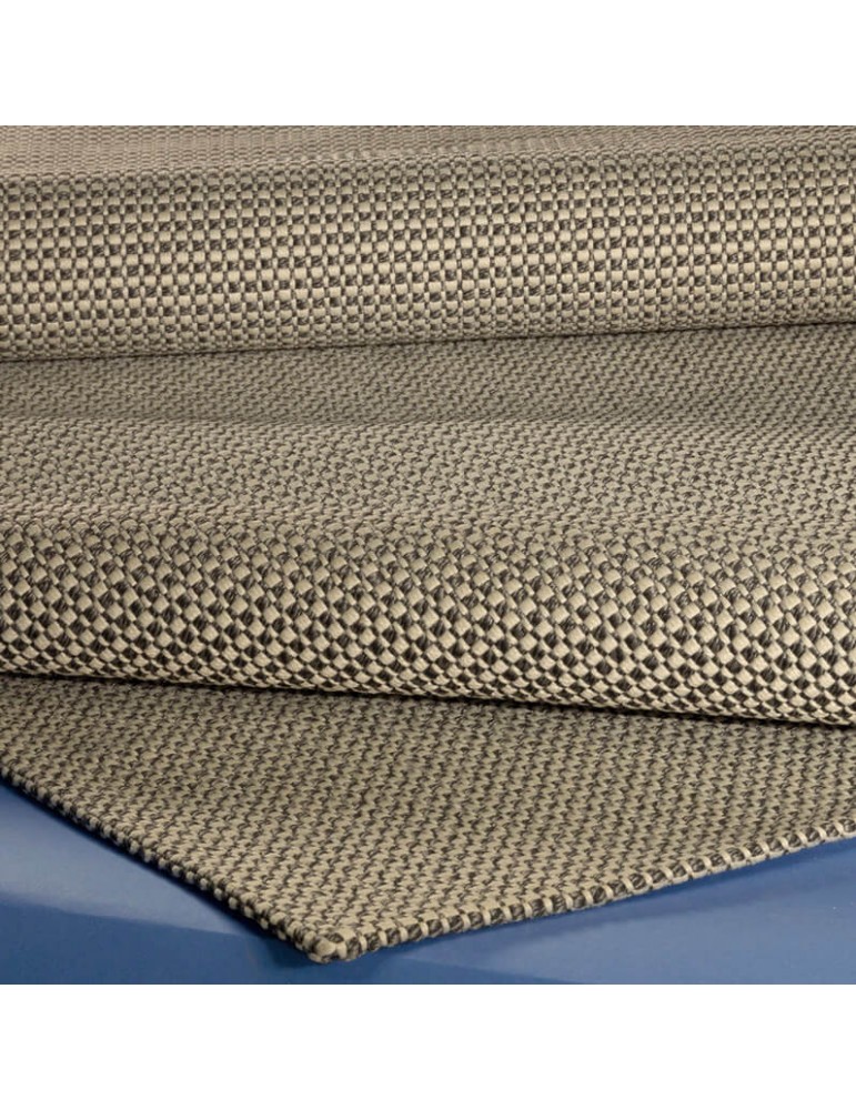 Dettaglio del tappeto ad effetto stuoia