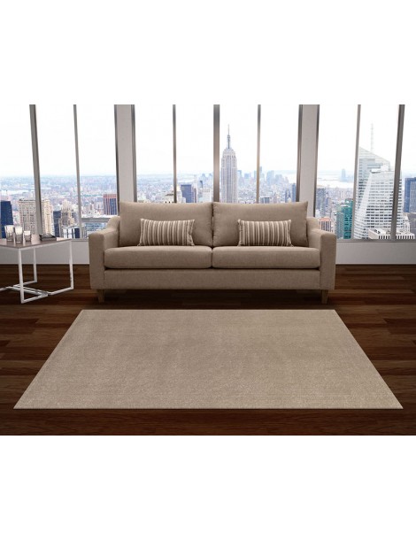 Tappeto color neutro tortora in ambientazione moderna